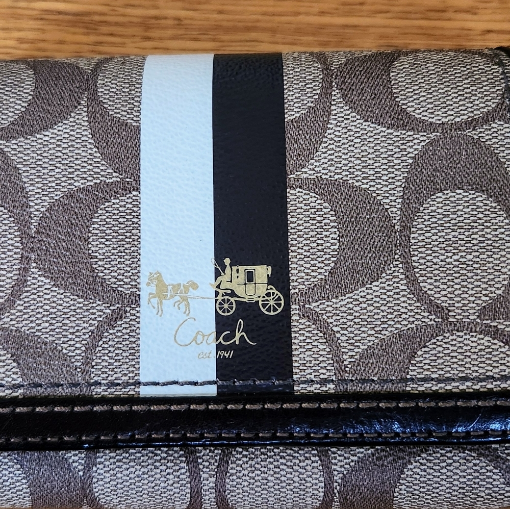 Coach wallet